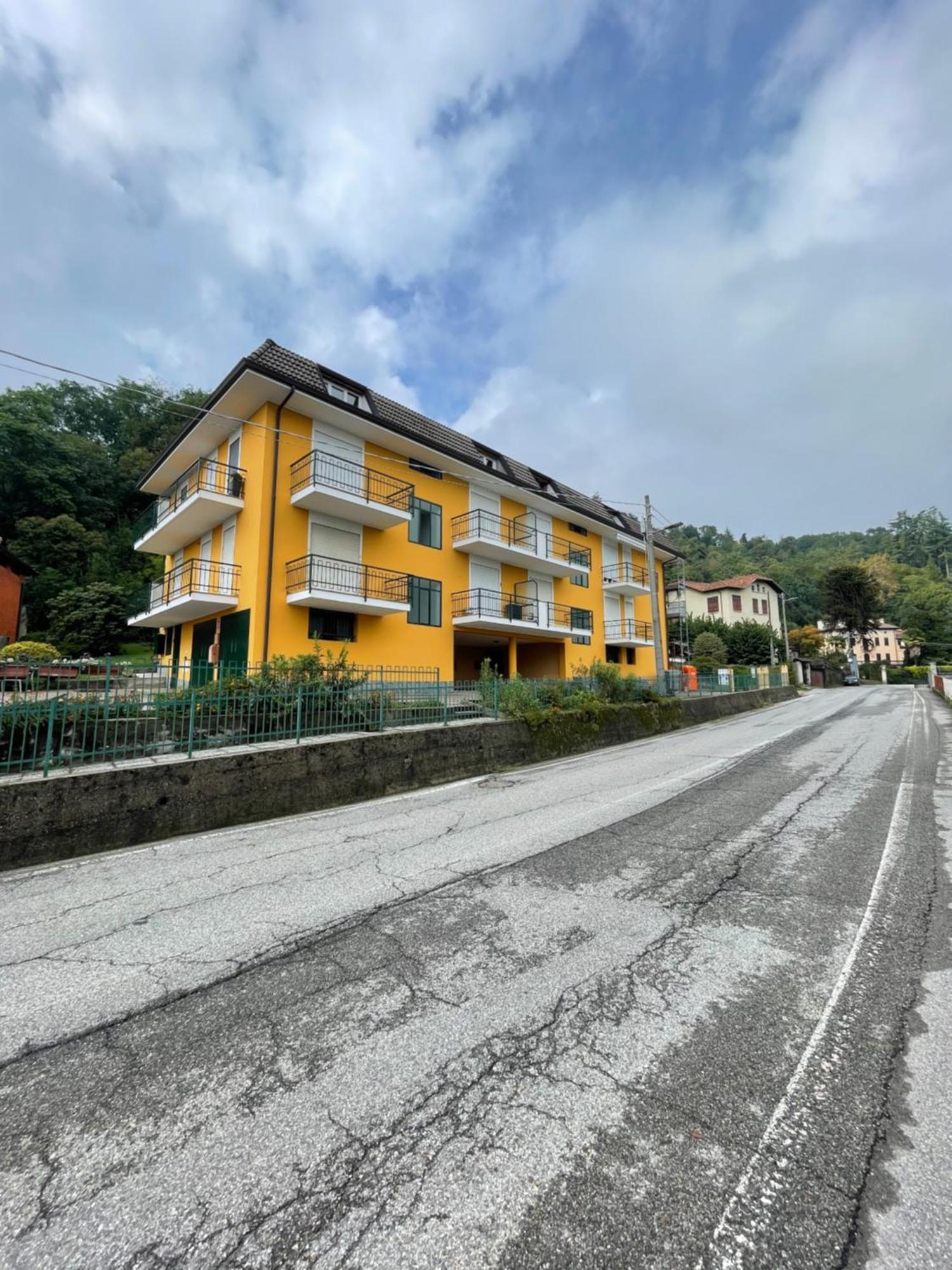 La Garconnierre Del Lago Maggiore Nebbiuno Exteriör bild